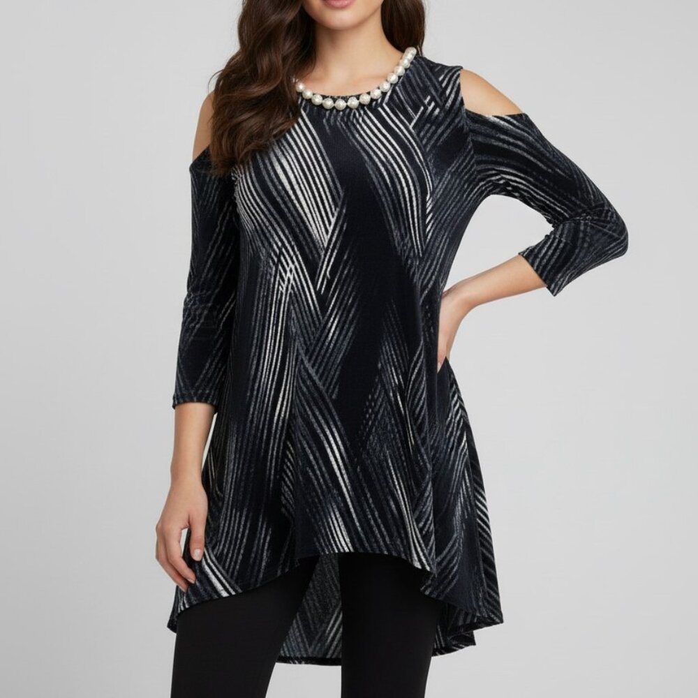 Geometric Cold Shoulder Top Navy White XL